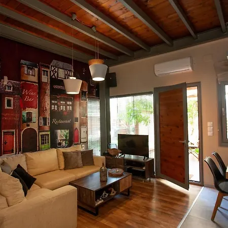 Euzoia Luxury Maisonette Apartment *